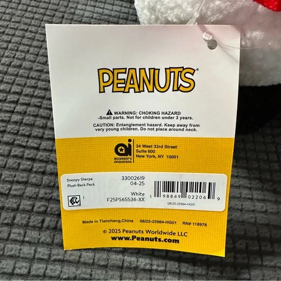 Snoopy Sherpa Plush Backpack Peanuts White Soft Stuffed Mini Backpack NWT - Picture 5 of 7